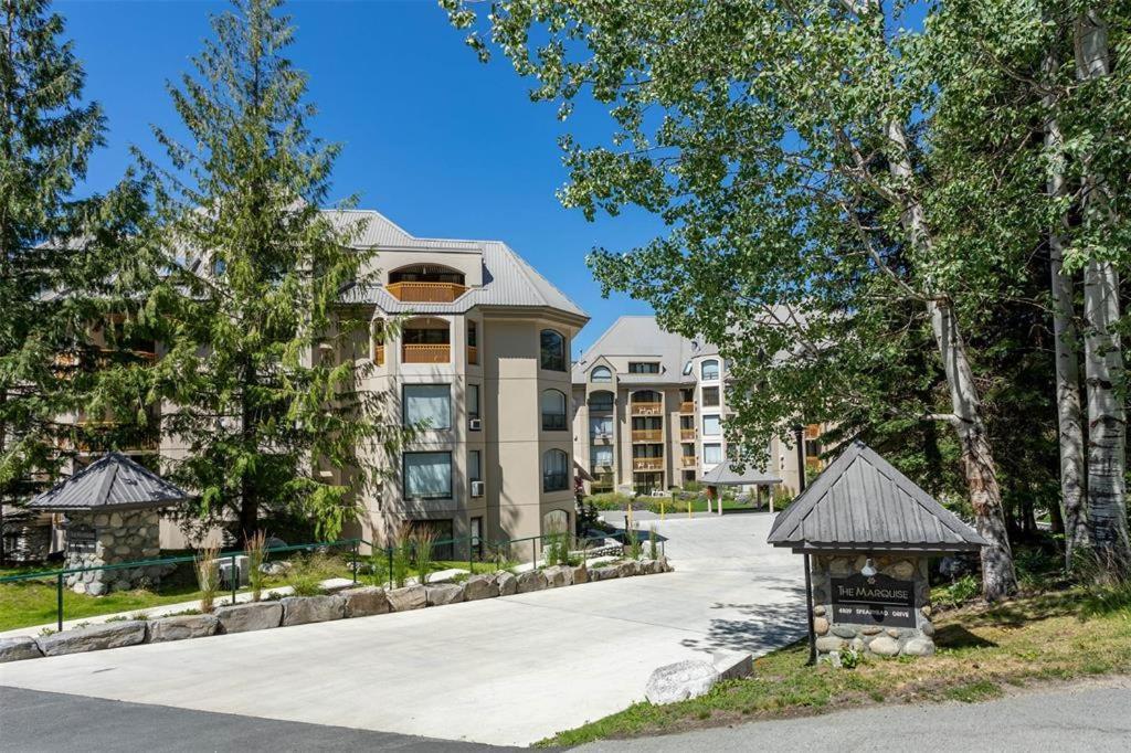 Marquise By Whistler Blackcomb Vacation Rentals Exterior photo